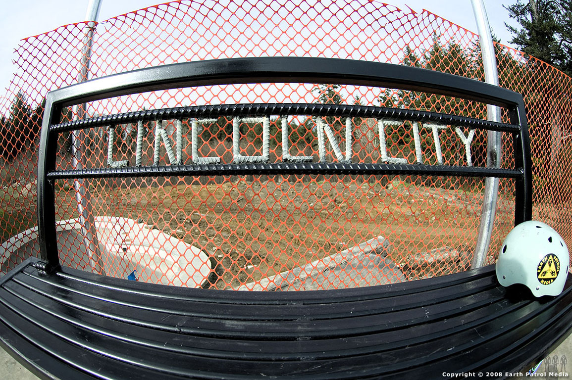 05_bench_lincolncity