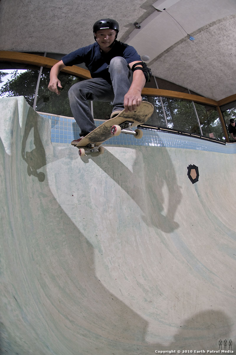 Mike Swim - Dropping the Seat @ Bamboo Bowl