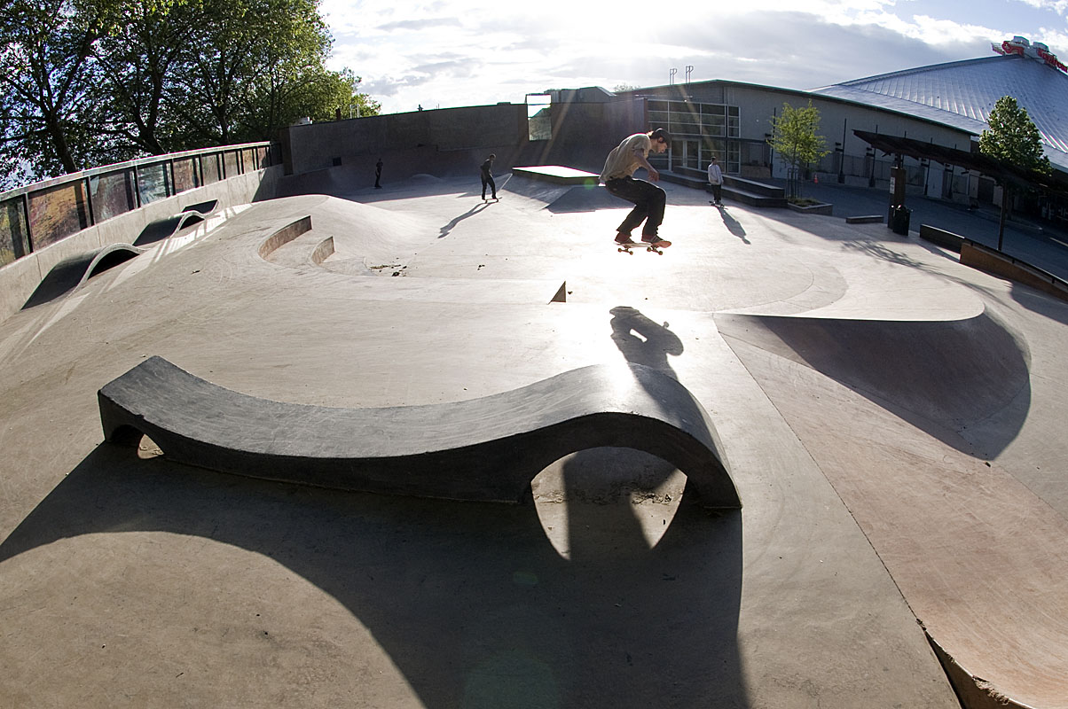 Skate - Sunset Ollie @ Seattle Center